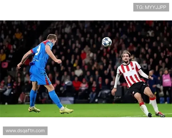 布鲁日主帅战术创新引领球队表现稳健,备受全联赛关注