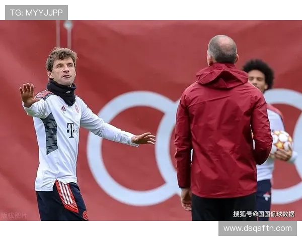 拜仁主帅战术风格解析:高位逼抢与控球主导的攻防体系