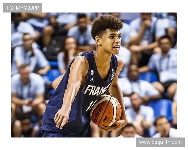 班切罗挡拆吸引防守，得分效率超越瓦格纳